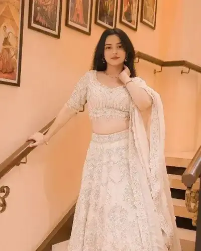 Escort Surguja